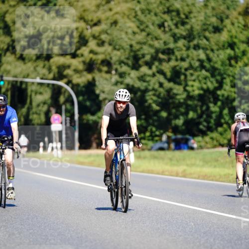 07.09.2025 - 19. Norderstedt Triathlon Michael Burmester http://msf.ph/oto/8842912 07.09.2025 12:57:05 Radfahren 197, 266, 1264, 1298 meine-sportfotos.de