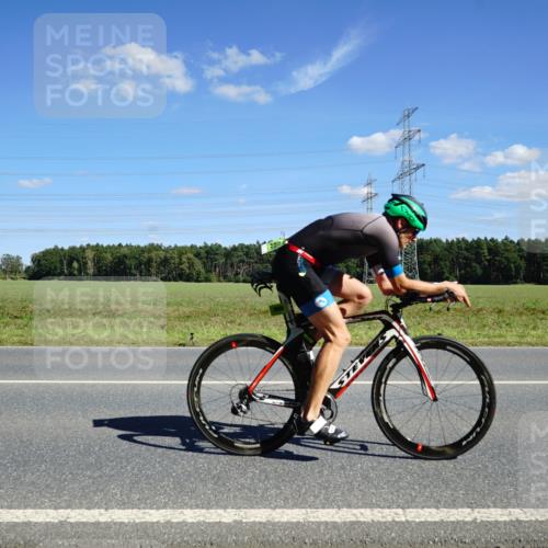 07.09.2025 - 19. Norderstedt Triathlon Michael Burmester http://msf.ph/oto/8842919 07.09.2025 14:41:19 Radfahren 437, 454, 990, 992, 1501 meine-sportfotos.de