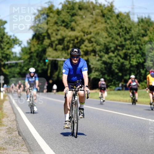 07.09.2025 - 19. Norderstedt Triathlon Michael Burmester http://msf.ph/oto/8842927 07.09.2025 12:57:07 Radfahren 197, 266, 315 meine-sportfotos.de