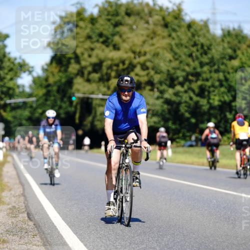 07.09.2025 - 19. Norderstedt Triathlon Michael Burmester http://msf.ph/oto/8842931 07.09.2025 12:57:07 Radfahren 197, 266, 315 meine-sportfotos.de