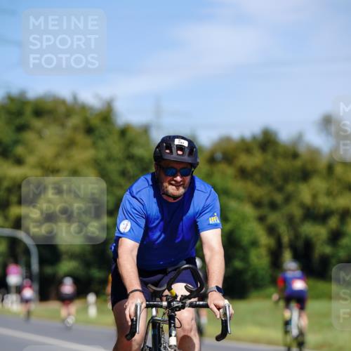 07.09.2025 - 19. Norderstedt Triathlon Michael Burmester http://msf.ph/oto/8842934 07.09.2025 12:57:08 Radfahren 197, 266, 315 meine-sportfotos.de