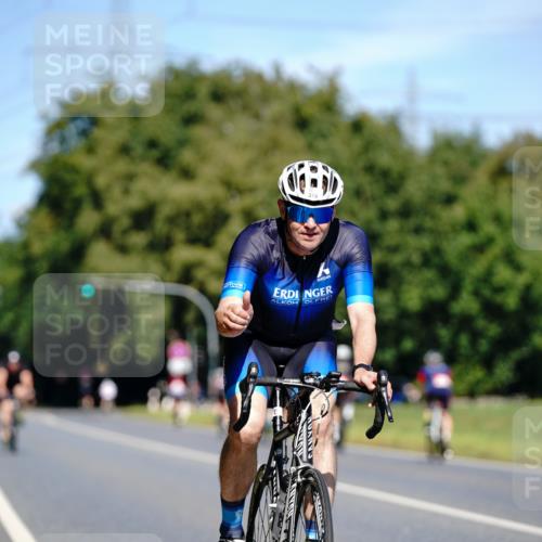 07.09.2025 - 19. Norderstedt Triathlon Michael Burmester http://msf.ph/oto/8842947 07.09.2025 12:57:09 Radfahren 197, 266, 315 meine-sportfotos.de