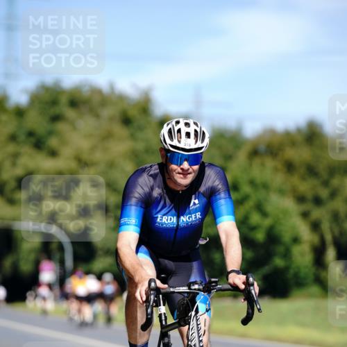 07.09.2025 - 19. Norderstedt Triathlon Michael Burmester http://msf.ph/oto/8842954 07.09.2025 12:57:10 Radfahren 197, 266, 315 meine-sportfotos.de