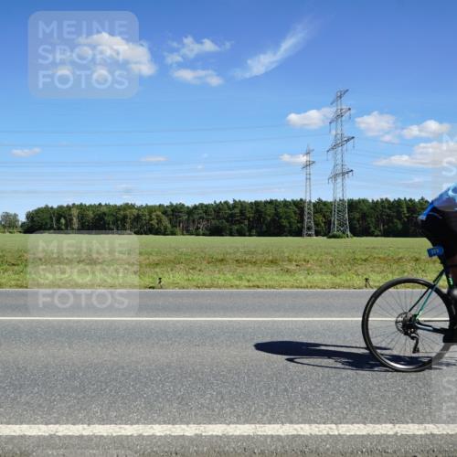 07.09.2025 - 19. Norderstedt Triathlon Michael Burmester http://msf.ph/oto/8842960 07.09.2025 14:41:28 Radfahren 373, 441, 896, 905, 963, 1434 meine-sportfotos.de