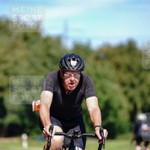 07.09.2025 - 19. Norderstedt Triathlon Michael Burmester http://msf.ph/oto/8842965 07.09.2025 12:57:15 Radfahren 706 meine-sportfotos.de