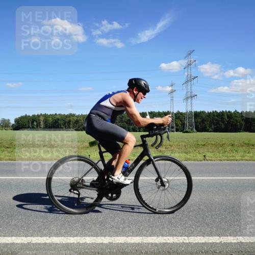 07.09.2025 - 19. Norderstedt Triathlon Michael Burmester http://msf.ph/oto/8842966 07.09.2025 14:41:29 Radfahren 373, 441, 896, 905, 959, 963, 1434 meine-sportfotos.de