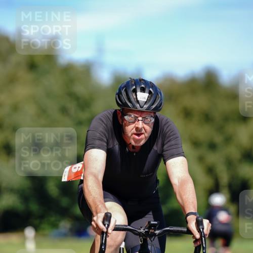 07.09.2025 - 19. Norderstedt Triathlon Michael Burmester http://msf.ph/oto/8842968 07.09.2025 12:57:15 Radfahren 706 meine-sportfotos.de