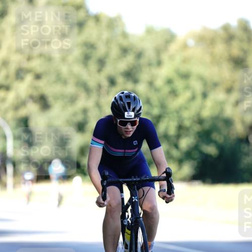 07.09.2025 - 19. Norderstedt Triathlon Michael Burmester http://msf.ph/oto/8842981 07.09.2025 15:52:17 Radfahren 487, 499, 509, 942, 1092, 1097, 1464 meine-sportfotos.de
