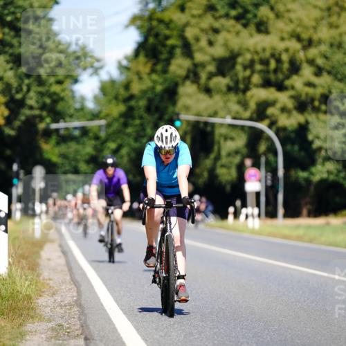 07.09.2025 - 19. Norderstedt Triathlon Michael Burmester http://msf.ph/oto/8842987 07.09.2025 12:57:28 Radfahren 328 meine-sportfotos.de