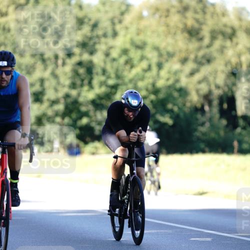 07.09.2025 - 19. Norderstedt Triathlon Michael Burmester http://msf.ph/oto/8842997 07.09.2025 15:52:28 Radfahren 924, 951, 1479 meine-sportfotos.de