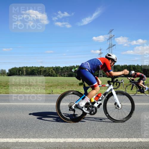 07.09.2025 - 19. Norderstedt Triathlon Michael Burmester http://msf.ph/oto/8842998 07.09.2025 14:41:38 Radfahren 1493, 1496 meine-sportfotos.de