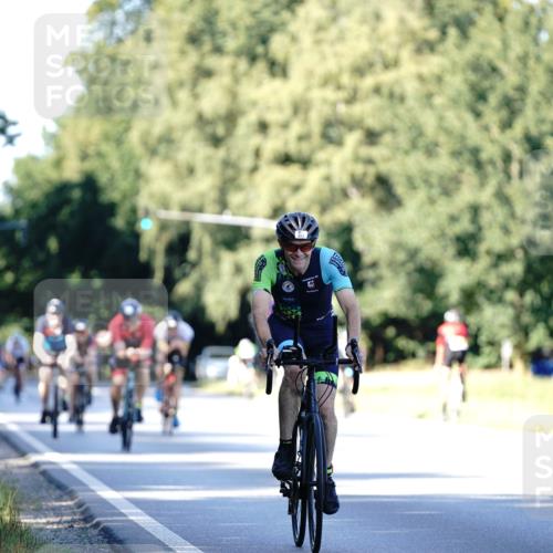 07.09.2025 - 19. Norderstedt Triathlon Michael Burmester http://msf.ph/oto/8843005 07.09.2025 15:52:32 Radfahren 502, 923, 924, 1479 meine-sportfotos.de