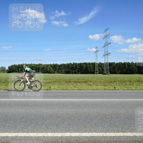 07.09.2025 - 19. Norderstedt Triathlon Michael Burmester http://msf.ph/oto/8843011 07.09.2025 14:41:40 Radfahren 1493, 1496 meine-sportfotos.de
