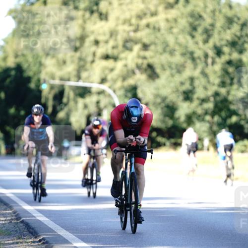 07.09.2025 - 19. Norderstedt Triathlon Michael Burmester http://msf.ph/oto/8843015 07.09.2025 15:52:34 Radfahren 502, 923, 1049, 1444, 1587 meine-sportfotos.de
