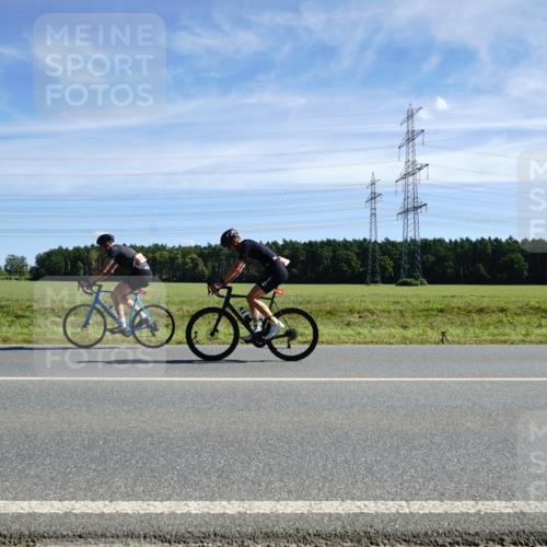 07.09.2025 - 19. Norderstedt Triathlon Michael Burmester http://msf.ph/oto/8843027 07.09.2025 12:35:36 Radfahren 189, 700, 1297 meine-sportfotos.de