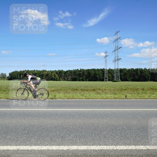 07.09.2025 - 19. Norderstedt Triathlon Michael Burmester http://msf.ph/oto/8843030 07.09.2025 14:41:48 Radfahren 444, 991 meine-sportfotos.de