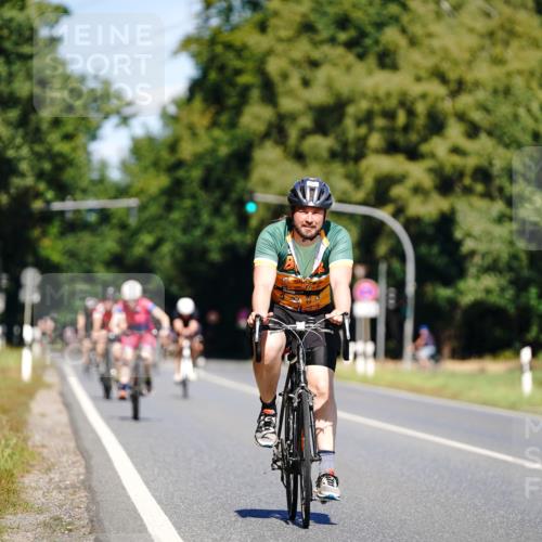 07.09.2025 - 19. Norderstedt Triathlon Michael Burmester http://msf.ph/oto/8843031 07.09.2025 12:57:37 Radfahren 157, 298 meine-sportfotos.de
