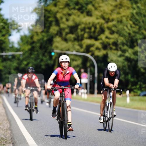 07.09.2025 - 19. Norderstedt Triathlon Michael Burmester http://msf.ph/oto/8843044 07.09.2025 12:57:42 Radfahren 157, 242, 1326 meine-sportfotos.de
