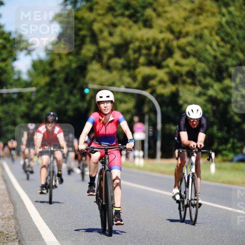 07.09.2025 - 19. Norderstedt Triathlon Michael Burmester http://msf.ph/oto/8843047 07.09.2025 12:57:42 Radfahren 157, 242, 1326 meine-sportfotos.de