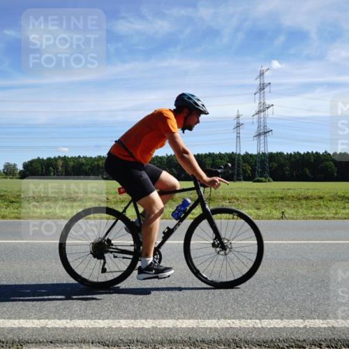 07.09.2025 - 19. Norderstedt Triathlon Michael Burmester http://msf.ph/oto/8843060 07.09.2025 12:35:49 Radfahren 283, 786, 810 meine-sportfotos.de