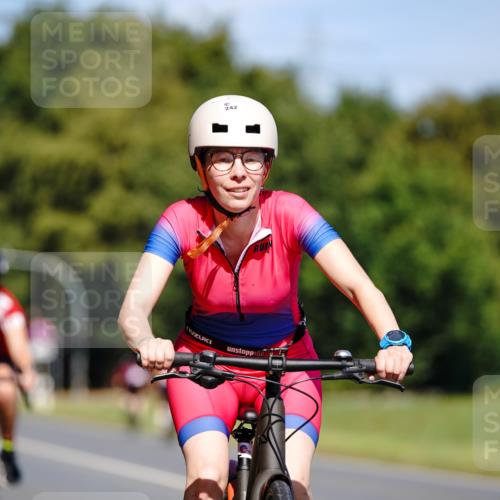 07.09.2025 - 19. Norderstedt Triathlon Michael Burmester http://msf.ph/oto/8843062 07.09.2025 12:57:44 Radfahren 242, 318, 841, 1326 meine-sportfotos.de