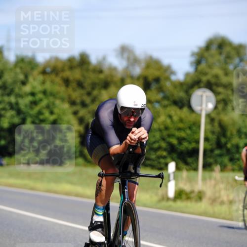 07.09.2025 - 19. Norderstedt Triathlon Michael Burmester http://msf.ph/oto/8843079 07.09.2025 12:57:47 Radfahren 242, 318, 841, 1238, 1326 meine-sportfotos.de