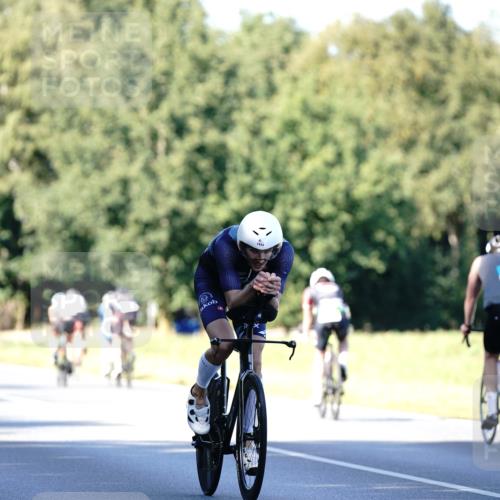 07.09.2025 - 19. Norderstedt Triathlon Michael Burmester http://msf.ph/oto/8843088 07.09.2025 15:52:54 Radfahren 1433, 1586, 1612 meine-sportfotos.de