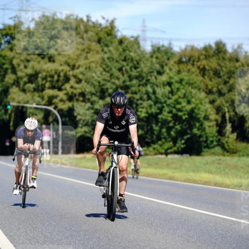 07.09.2025 - 19. Norderstedt Triathlon Michael Burmester http://msf.ph/oto/8843096 07.09.2025 12:57:50 Radfahren 318, 777, 1238, 1317 meine-sportfotos.de