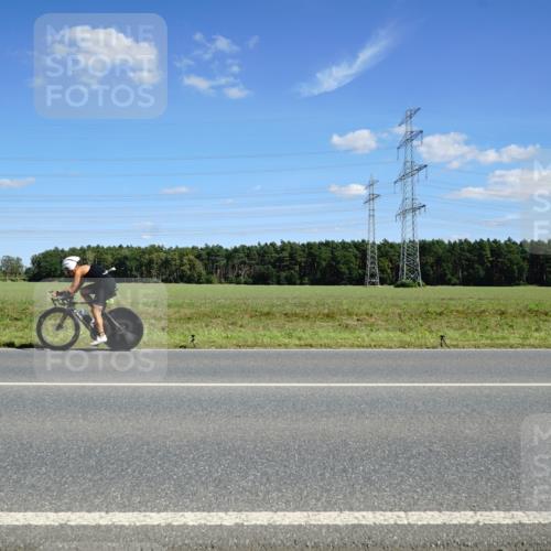 07.09.2025 - 19. Norderstedt Triathlon Michael Burmester http://msf.ph/oto/8843119 07.09.2025 14:42:05 Radfahren 448 meine-sportfotos.de