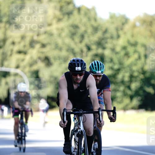 07.09.2025 - 19. Norderstedt Triathlon Michael Burmester http://msf.ph/oto/8843128 07.09.2025 15:53:04 Radfahren 396, 870, 929, 1063, 1095, 1409, 1435, 1452, 1614 meine-sportfotos.de