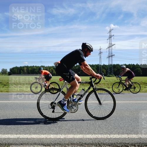 07.09.2025 - 19. Norderstedt Triathlon Michael Burmester http://msf.ph/oto/8843129 07.09.2025 12:36:08 Radfahren 725, 1296 meine-sportfotos.de