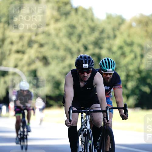 07.09.2025 - 19. Norderstedt Triathlon Michael Burmester http://msf.ph/oto/8843131 07.09.2025 15:53:04 Radfahren 396, 870, 929, 1063, 1095, 1409, 1435, 1452, 1614 meine-sportfotos.de