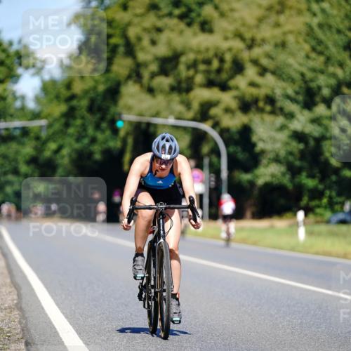 07.09.2025 - 19. Norderstedt Triathlon Michael Burmester http://msf.ph/oto/8843133 07.09.2025 12:58:01 Radfahren 1385 meine-sportfotos.de