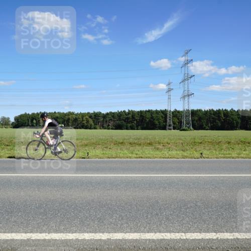 07.09.2025 - 19. Norderstedt Triathlon Michael Burmester http://msf.ph/oto/8843138 07.09.2025 14:42:10 Radfahren 448 meine-sportfotos.de