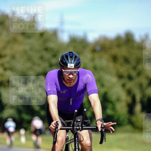 07.09.2025 - 19. Norderstedt Triathlon Michael Burmester http://msf.ph/oto/8843156 07.09.2025 12:58:22 Radfahren 1388 meine-sportfotos.de