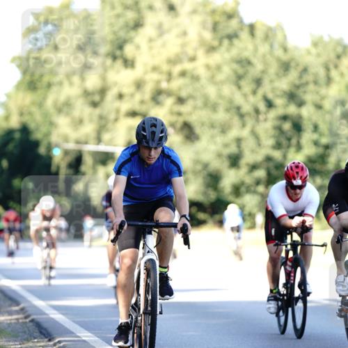 07.09.2025 - 19. Norderstedt Triathlon Michael Burmester http://msf.ph/oto/8843162 07.09.2025 15:53:14 Radfahren 415, 496, 497, 524, 886, 890, 1537, 1584, 1625 meine-sportfotos.de