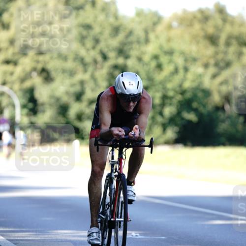 07.09.2025 - 19. Norderstedt Triathlon Michael Burmester http://msf.ph/oto/8843178 07.09.2025 15:53:17 Radfahren 415, 496, 497, 524, 886, 890, 1537 meine-sportfotos.de