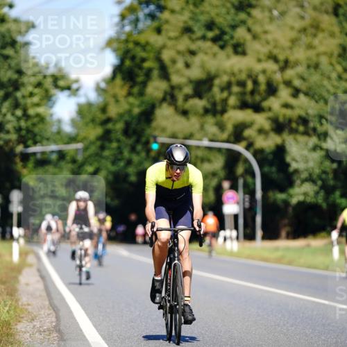 07.09.2025 - 19. Norderstedt Triathlon Michael Burmester http://msf.ph/oto/8843186 07.09.2025 12:58:46 Radfahren 275 meine-sportfotos.de