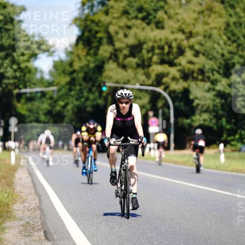 07.09.2025 - 19. Norderstedt Triathlon Michael Burmester http://msf.ph/oto/8843200 07.09.2025 12:58:50 Radfahren 275, 307 meine-sportfotos.de