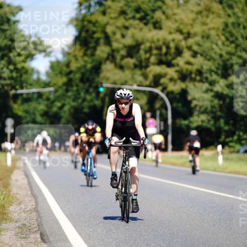 07.09.2025 - 19. Norderstedt Triathlon Michael Burmester http://msf.ph/oto/8843204 07.09.2025 12:58:50 Radfahren 275, 307 meine-sportfotos.de