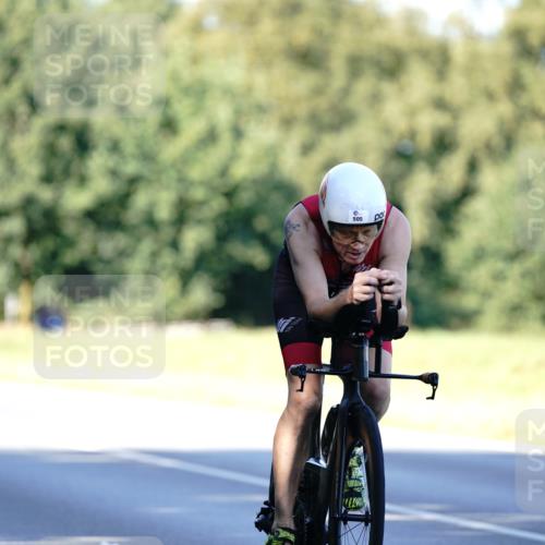 07.09.2025 - 19. Norderstedt Triathlon Michael Burmester http://msf.ph/oto/8843212 07.09.2025 15:53:29 Radfahren 362, 505, 864, 953, 1400 meine-sportfotos.de