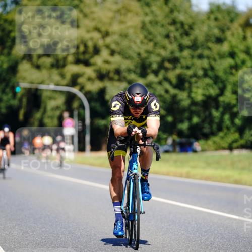 07.09.2025 - 19. Norderstedt Triathlon Michael Burmester http://msf.ph/oto/8843217 07.09.2025 12:58:53 Radfahren 307, 331 meine-sportfotos.de