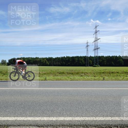 07.09.2025 - 19. Norderstedt Triathlon Michael Burmester http://msf.ph/oto/8843219 07.09.2025 12:36:39 Radfahren 249 meine-sportfotos.de