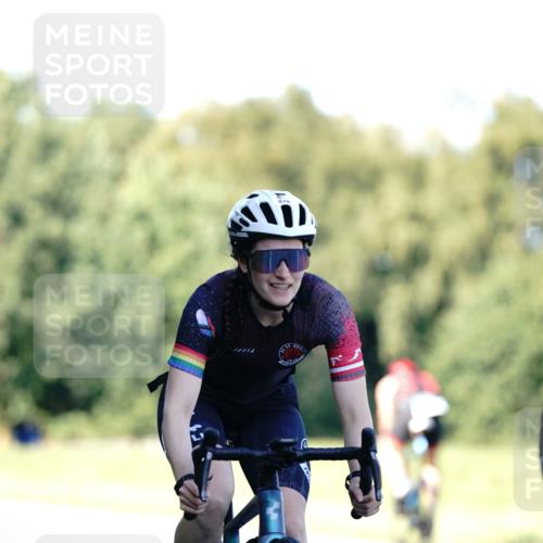 07.09.2025 - 19. Norderstedt Triathlon Michael Burmester http://msf.ph/oto/8843236 07.09.2025 15:53:40 Radfahren 519, 878, 1093, 1620 meine-sportfotos.de