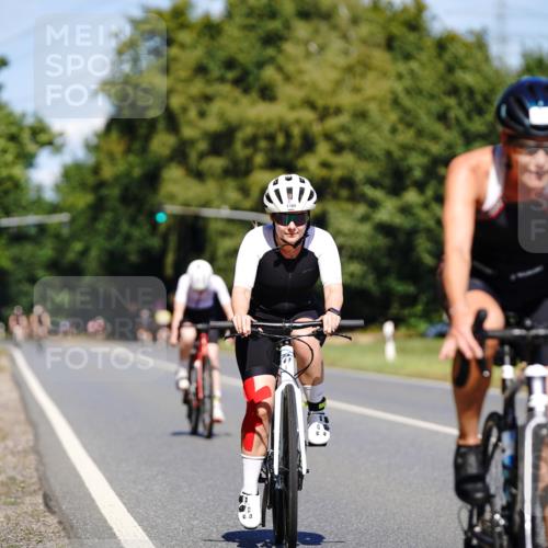 07.09.2025 - 19. Norderstedt Triathlon Michael Burmester http://msf.ph/oto/8843237 07.09.2025 12:58:59 Radfahren 1221, 1360 meine-sportfotos.de