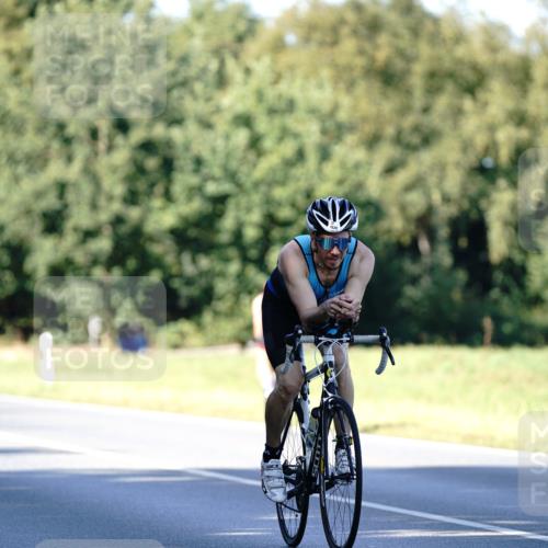 07.09.2025 - 19. Norderstedt Triathlon Michael Burmester http://msf.ph/oto/8843238 07.09.2025 15:53:42 Radfahren 519, 878, 1084, 1093, 1620 meine-sportfotos.de