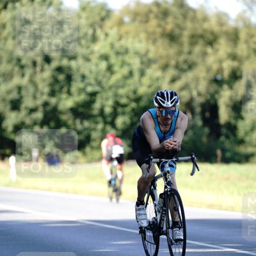 07.09.2025 - 19. Norderstedt Triathlon Michael Burmester http://msf.ph/oto/8843241 07.09.2025 15:53:42 Radfahren 519, 878, 1084, 1093, 1620 meine-sportfotos.de