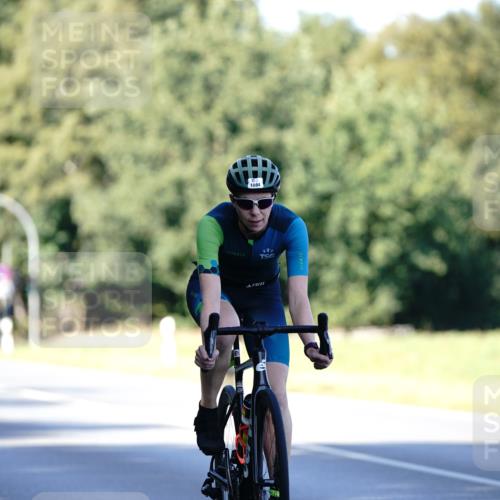 07.09.2025 - 19. Norderstedt Triathlon Michael Burmester http://msf.ph/oto/8843243 07.09.2025 15:53:43 Radfahren 519, 878, 1084, 1093, 1620 meine-sportfotos.de