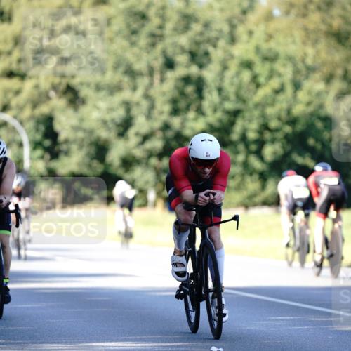 07.09.2025 - 19. Norderstedt Triathlon Michael Burmester http://msf.ph/oto/8843251 07.09.2025 15:53:47 Radfahren 507, 1072, 1084, 1427 meine-sportfotos.de