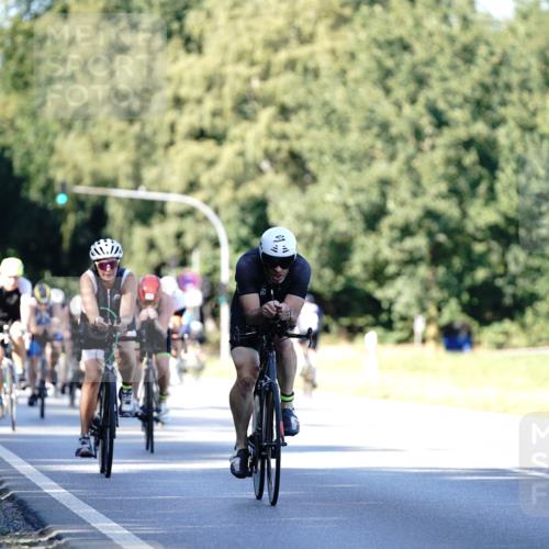07.09.2025 - 19. Norderstedt Triathlon Michael Burmester http://msf.ph/oto/8843304 07.09.2025 15:53:59 Radfahren 534, 871, 873, 1083, 1554, 1619 meine-sportfotos.de